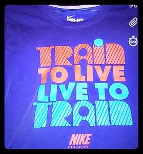 Train to live NIKE Drifit size medium shirt